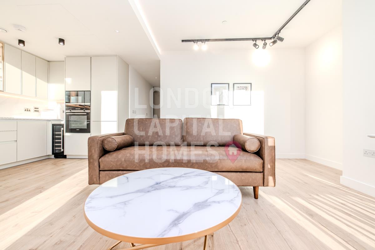 2 bed property in 3 Bollinder Place, LONDON